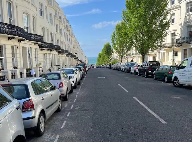 Studio Flat Brighton Hove Border